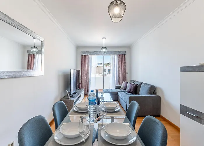 Amethyst Scape Madeira By Grm * Canico (Madeira)